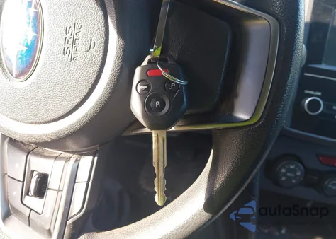 2017 Subaru Impreza 2.0I Premium из США, поврежденный, VIN 4S3GKAB64H3602457